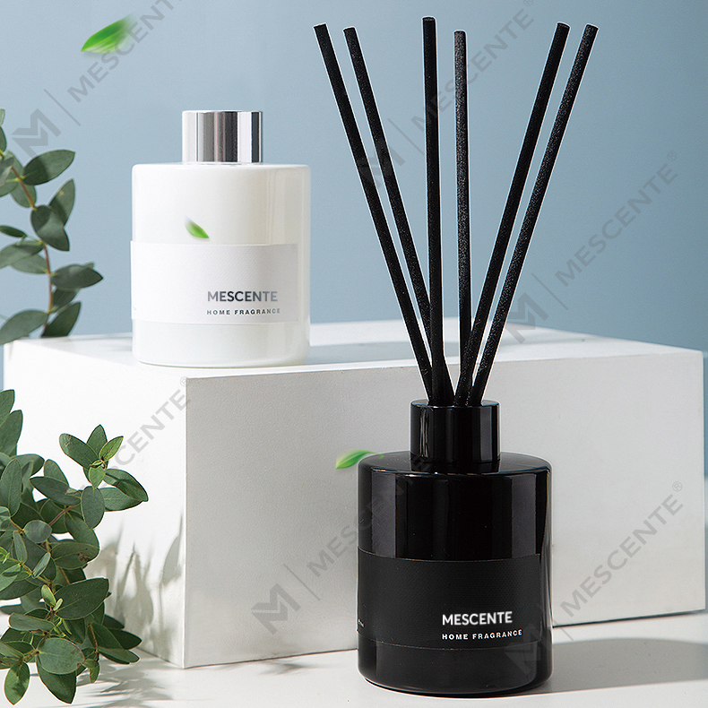 M&Scent Bán buôn Nhãn hiệu riêng sang trọng Máy khuếch tán sợi sậy trang trí hoa có nút chặn