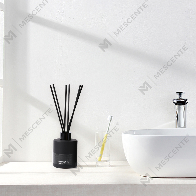 M&Scent Bán buôn Nhãn hiệu riêng sang trọng Máy khuếch tán sợi sậy trang trí hoa có nút chặn