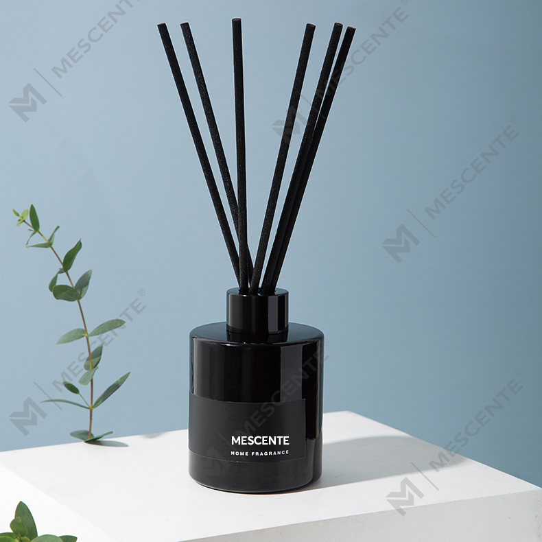 M&Scent Bán buôn Nhãn hiệu riêng sang trọng Máy khuếch tán sợi sậy trang trí hoa có nút chặn