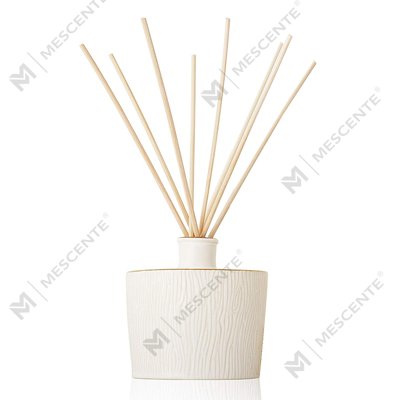 M&Scent Bán buôn chai thủy tinh sang trọng Stik Fiber Round Wood Vít Aroma Reed Diffuser Bộ quà tặng
