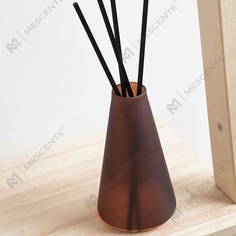 Bán buôn Oem 200ml Hộp sang trọng Bao bì Que mây Hương thơm gia đình Aroma Bộ quà tặng khuếch tán sậy