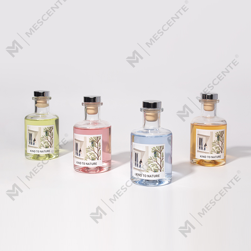 Máy khuếch tán tinh dầu sậy dạng chai lớn trang trí sang trọng M&Scent với Bộ quà tặng hoa khô