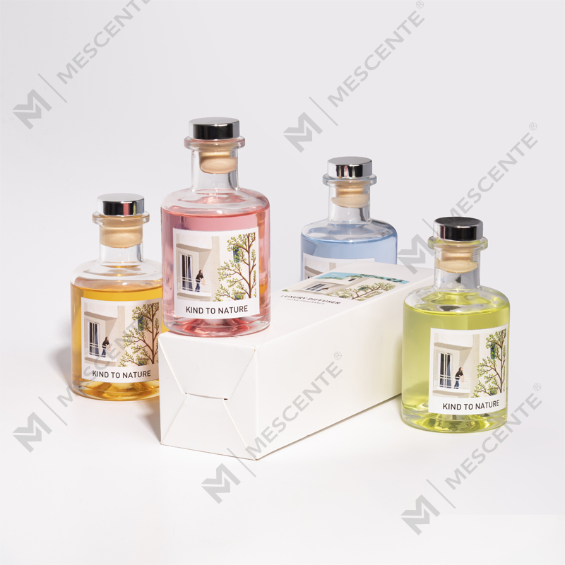 M&Scent Luxury 200ml Chai màu trắng tùy chỉnh Máy khuếch tán sậy bằng gỗ có hộp