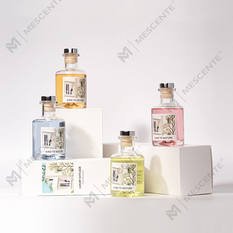 Máy khuếch tán tinh dầu sậy dạng chai lớn trang trí sang trọng M&Scent với Bộ quà tặng hoa khô