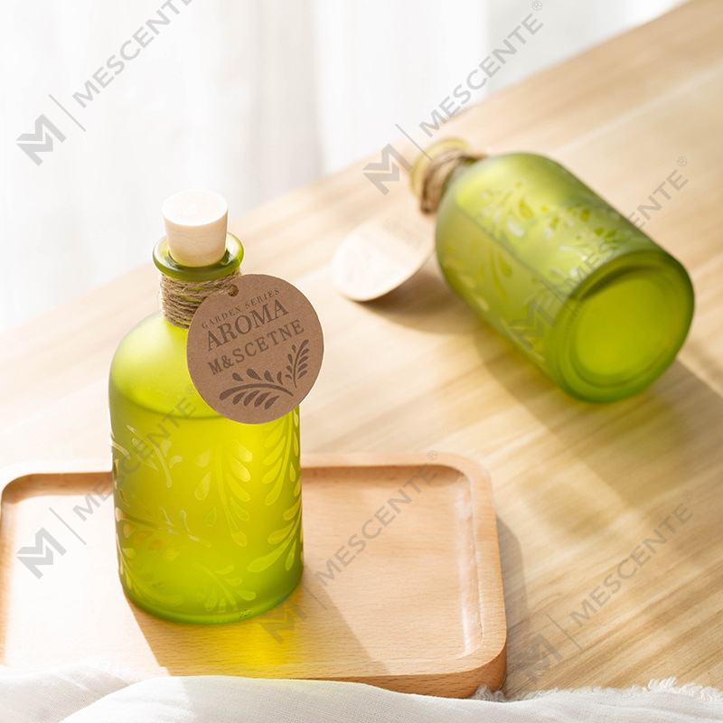 M&Scent Luxury Custom Nhãn hiệu riêng Chai thủy tinh Hoa khuếch tán sậy lỏng có hộp quà tặng