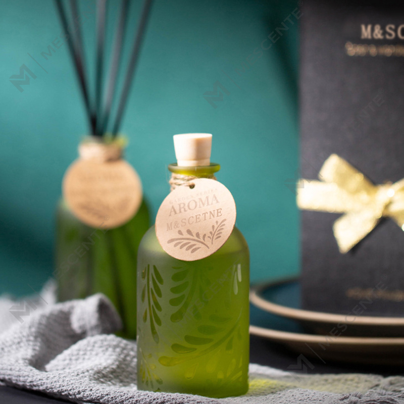 M&Scent Luxury Custom Nhãn hiệu riêng Chai thủy tinh Hoa khuếch tán sậy lỏng có hộp quà tặng