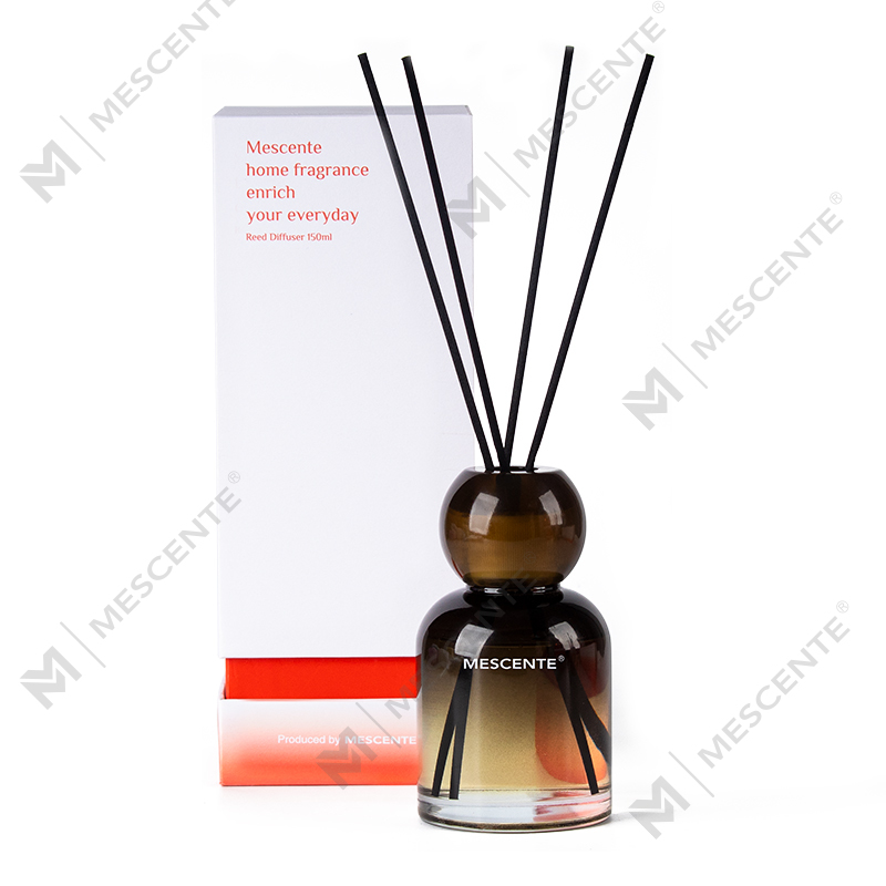 Máy khuếch tán hương thơm nội thất chai thủy tinh 150ml M23050