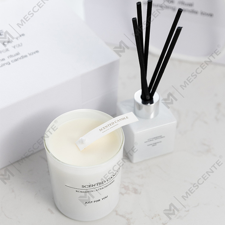 140g Bộ quà tặng khuếch tán nến thơm tại nhà A99199