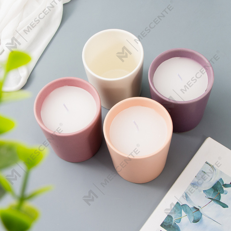 Lọ gốm tùy chỉnh sang trọng Nhãn hiệu riêng Citta Nến sáp đậu nành thơm có hoa khô