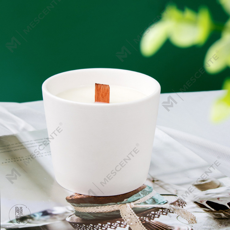 Sang trọng Chất lượng cao Tùy chỉnh Nhãn riêng Sáp đậu nành màu Nến thơm Woodwick với số lượng lớn